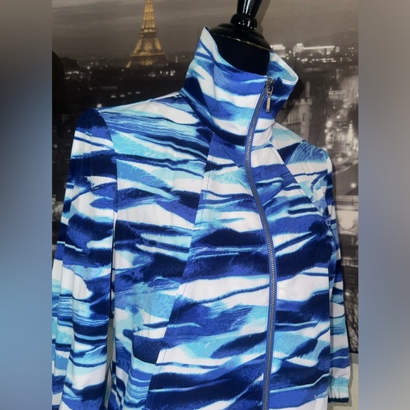 ZENERGY BY CHICO’S Lightweight Jacket Size 1 U.S M - Picture 3 of 5